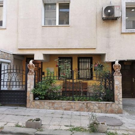 Simona Apartment Burgas City Exterior foto